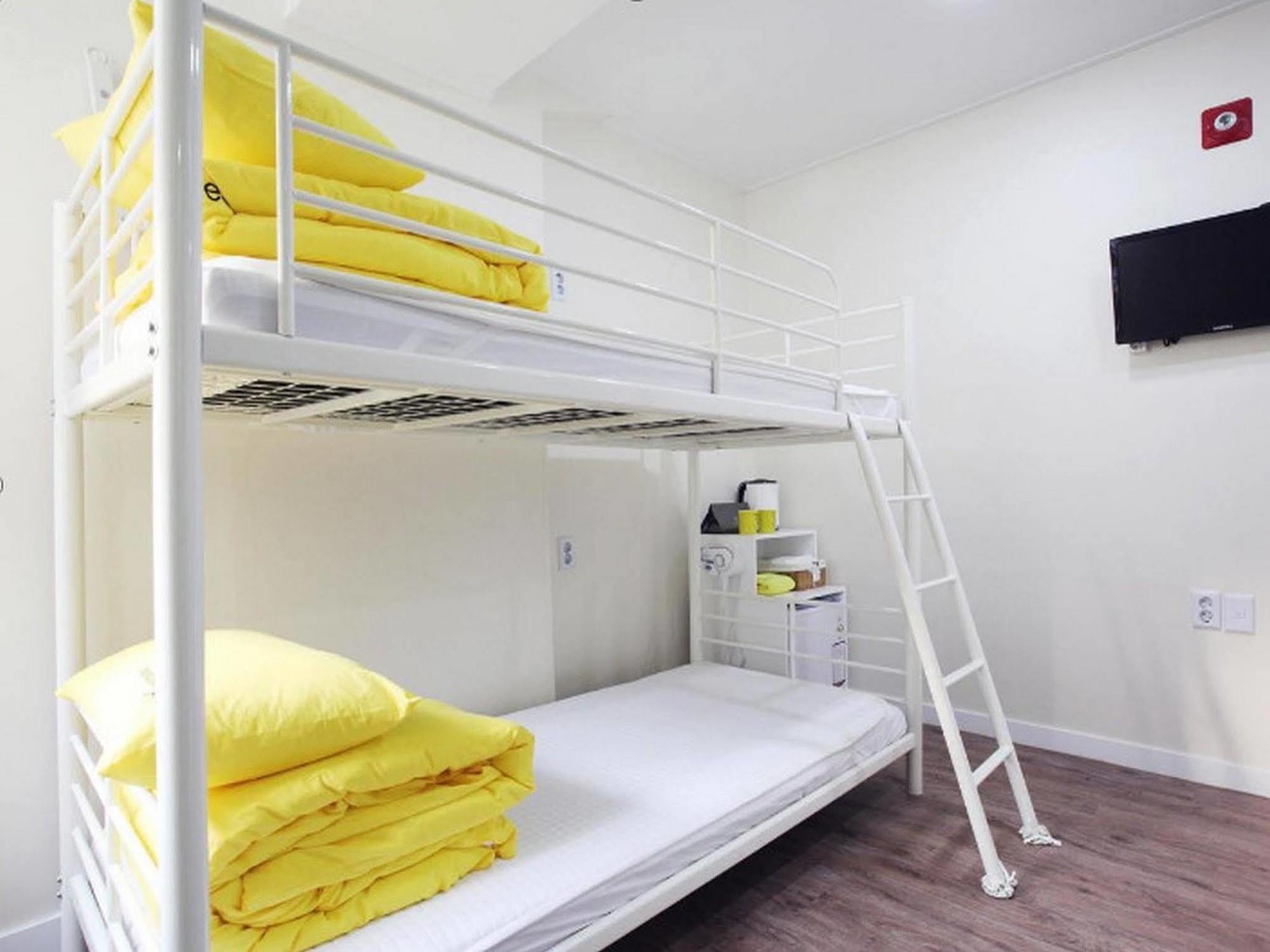 24 Guesthouse Myeongdong Avenue Seoul Exterior photo